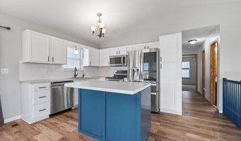 1726 N Black Oak Ct, Andover, KS 67002