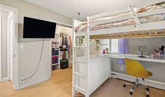 580 Old Main St, Coventry, RI 02816