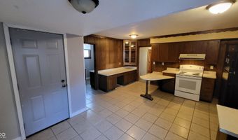 330 W 6th St, Anderson, IN 46016