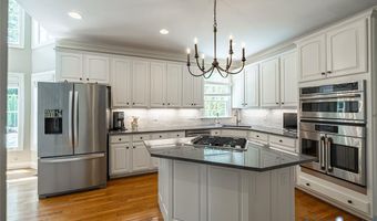 14469 Riverside Dr, Ashland, VA 23005
