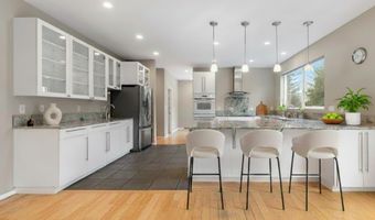 1346 Diamond Dr, Arcata, CA 95521