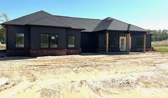 1049 Duke Dr, Bauxite, AR 72011