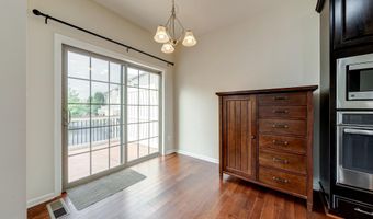 22635 NORWALK Sq, Ashburn, VA 20148