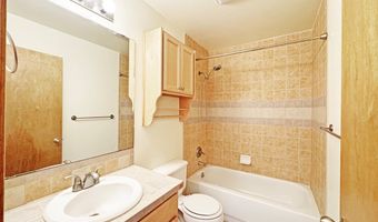 1106 W Eagle Pass, Alpine, TX 79830