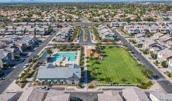 733 W FLINTLOCK Way, Chandler, AZ 85286