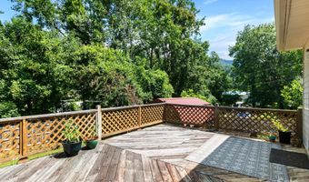 115 Chapman Dr, Asheville, NC 28805