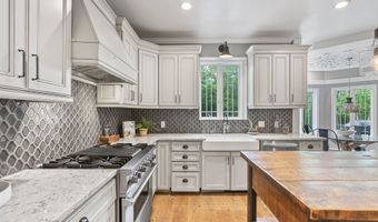 86 Charolais Way, Burlington, CT 06013