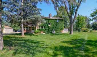 1105 S TIMMERS Ln, Appleton, WI 54914