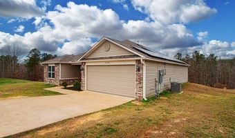 5000 Red Fox Trl, Bauxite, AR 72011