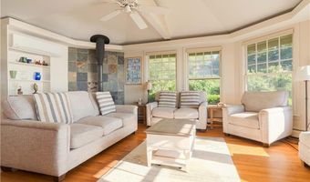 6 June Way, Little Compton, RI 02837