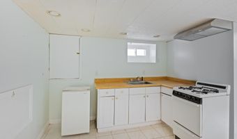 64 W 57TH St, Bayonne, NJ 07002