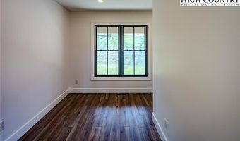 5141 Andy Hicks Rd, Banner Elk, NC 28604