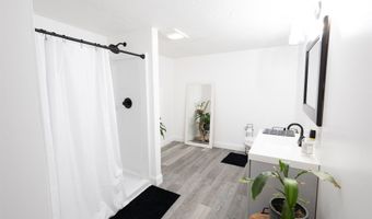 116 Pond St, Newton, NH 03858