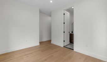 3916 8TH St NW B, Washington, DC 20011