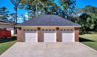 2307 Tara Dr, Albany, GA 31721