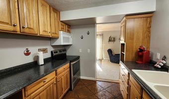 87 Lakeside Dr, Albany, KY 42602