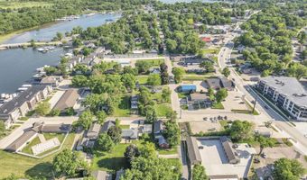 66 Gingles Dr, Arnolds Park, IA 51331