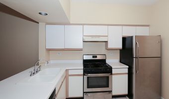 1379 Grandview Ct, Algonquin, IL 60102