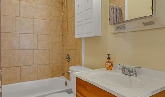 1586 Jackson St, Aliquippa, PA 15001