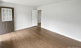 6139 Castle Ct, Charlotte, NC 28213
