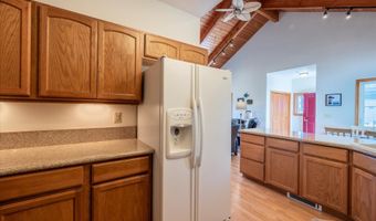 1312 VILLAGE Loop, Bandon, OR 97411