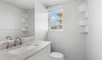 9440 W Bay Harbor Dr 5C, Bay Harbor Islands, FL 33154