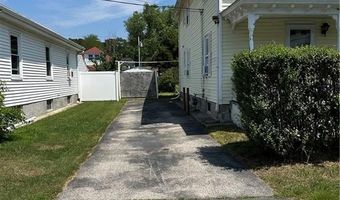 17 Warren Ave, Lincoln, RI 02865