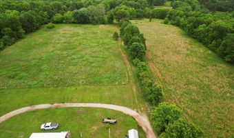 7064 County Road 14-223, Ava, MO 65608