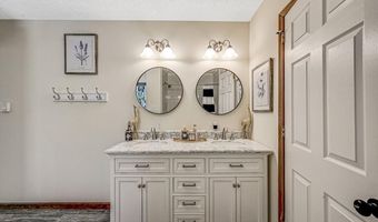 25 Arciel Dr, Albrightsville, PA 18210