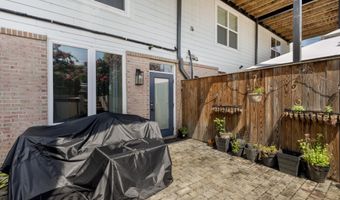 719 18TH St NE 719-1, Washington, DC 20002