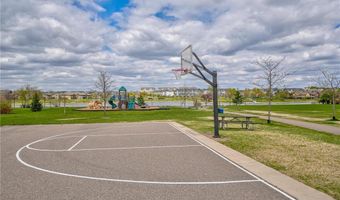 4891 159th St W, Apple Valley, MN 55124