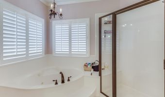 418 Carmargue Ln, Biloxi, MS 39531