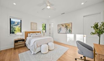 2116 Shadow Creek Dr, Agoura Hills, CA 91301