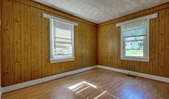 8120 2nd St, Boiling Springs, SC 29316