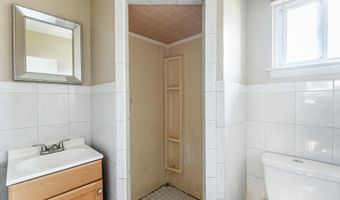 428 CHESTER Ave, Bellmawr, NJ 08031