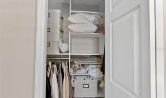 210 LATITUDE Pl, Apollo Beach, FL 33572