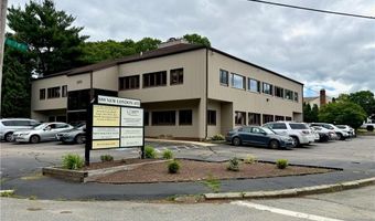 1090 New London Ave 5, Cranston, RI 02920