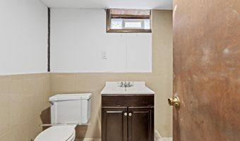 7210 Buckingham Ave, Allen Park, MI 48101