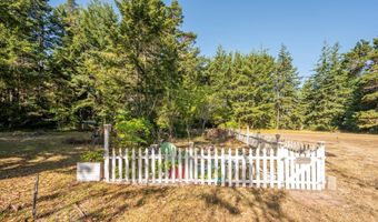 56060 WHEELER Rd, Bandon, OR 97411