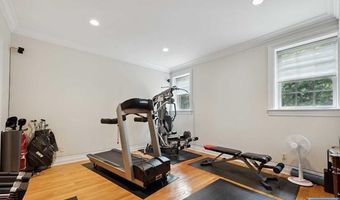 31 Marie Major Dr, Alpine, NJ 07620