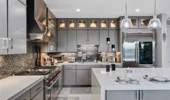 10721 Capesthorne Way, Las Vegas, NV 89135