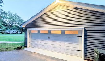 2474 Woodridge Dr, Asheboro, NC 27205