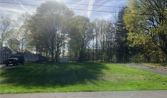 1214 Mayfield Dr, Alden, NY 14004