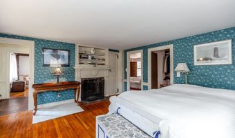 678 N Main, Attleboro, MA 02703
