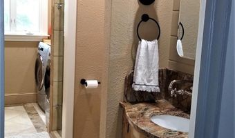 242 Birch Ln, Arden, NC 28704