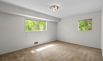 10643 WEYMOUTH St 103, Bethesda, MD 20814