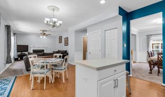 18 Foxmoor Ln, Bayville, NJ 08721