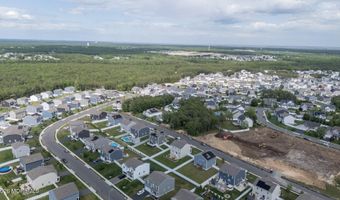15 Half Hitch Rd, Barnegat, NJ 08005