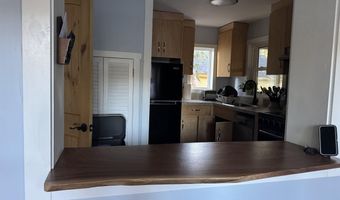 27 Shadowland Rd, Alstead, NH 03602