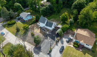 51 Zinnia Dr, Alloway, NJ 07418
